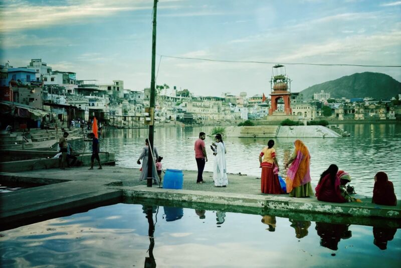 インド